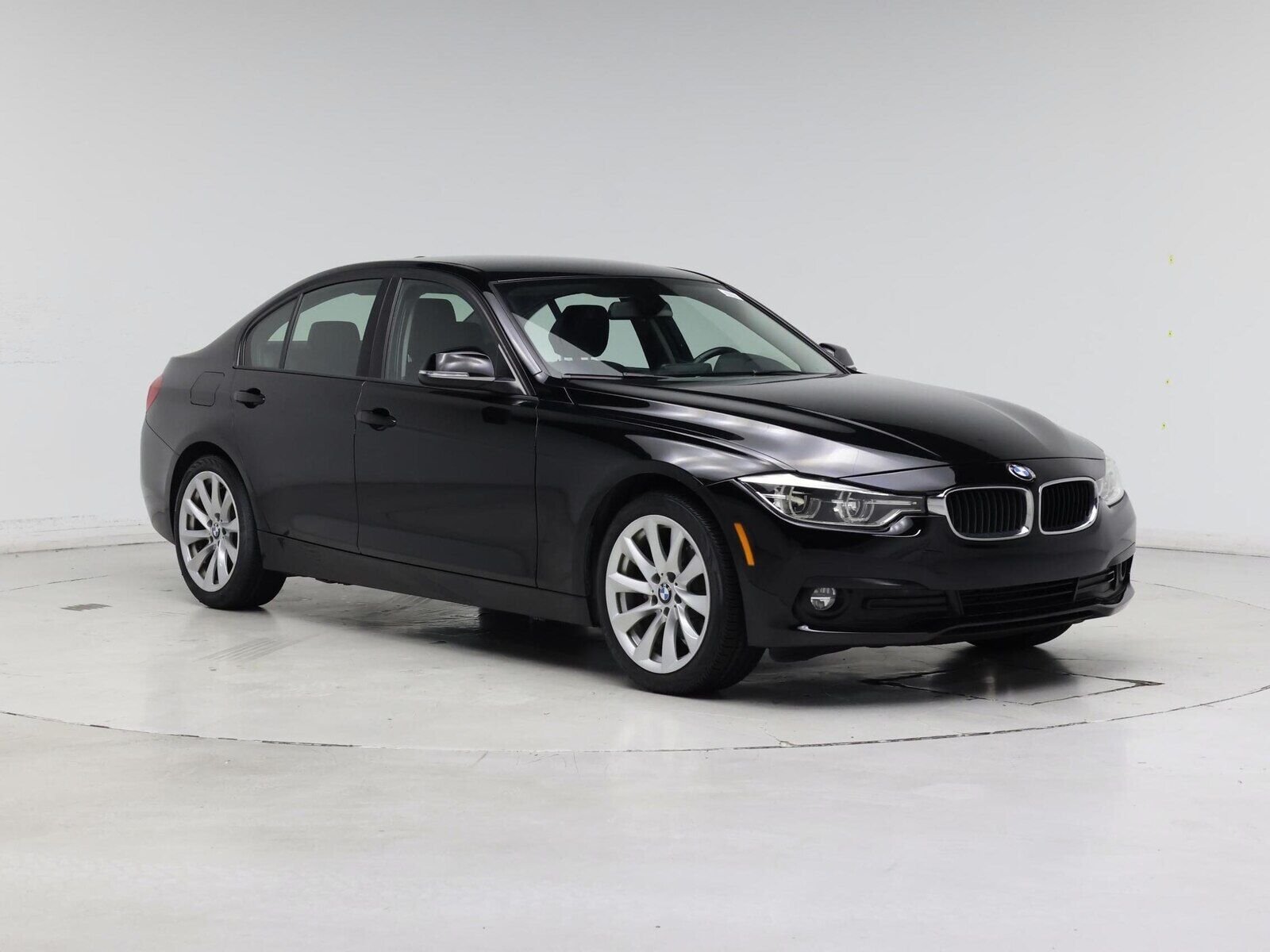 2018 BMW 320i