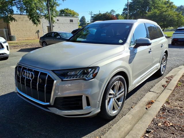2022 AUDI Q7