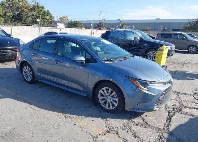 2025 TOYOTA Corolla