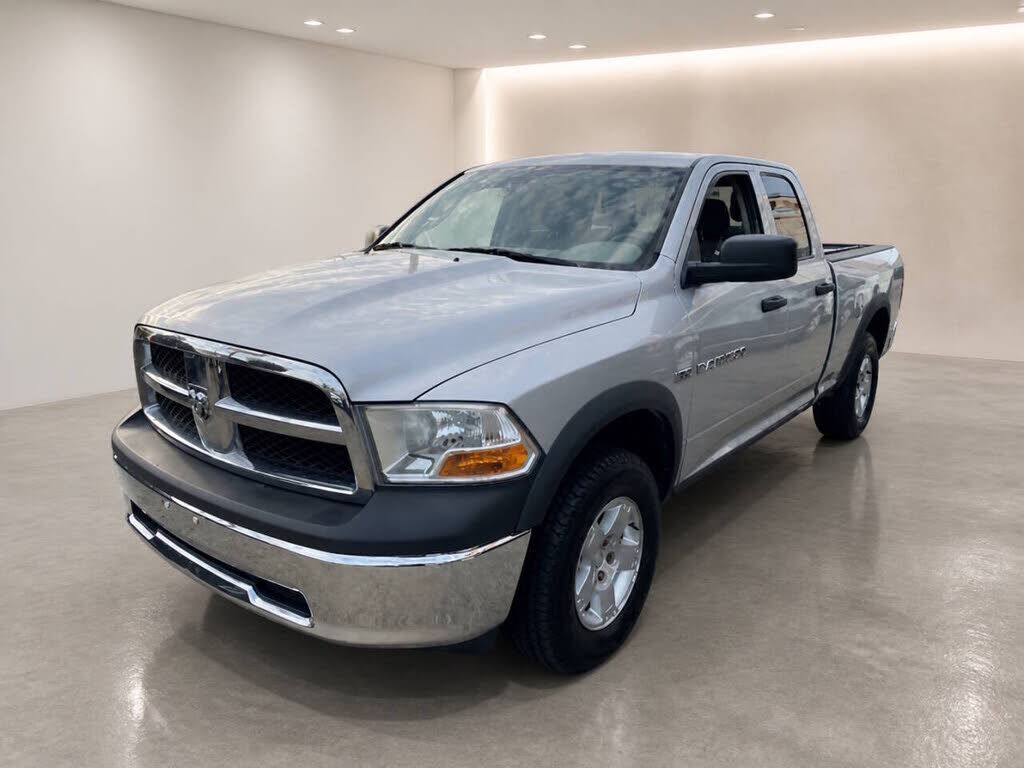 2011 DODGE Ram