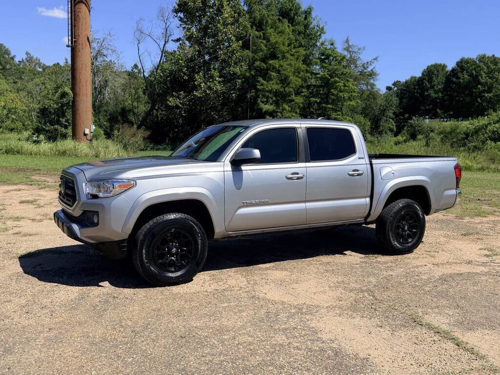 2019 TOYOTA Tacoma