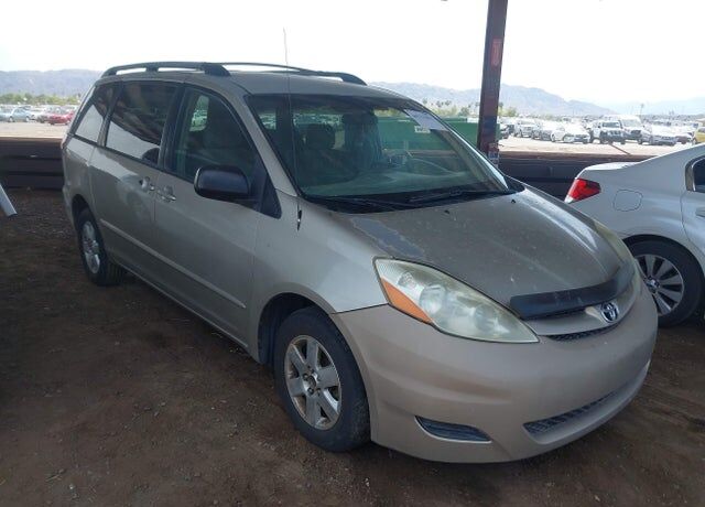 2006 TOYOTA Sienna