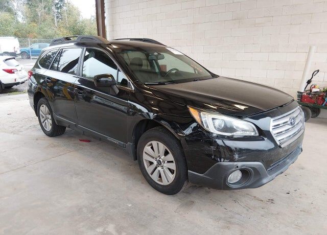 2015 SUBARU Outback