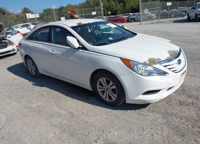 2011 HYUNDAI Sonata