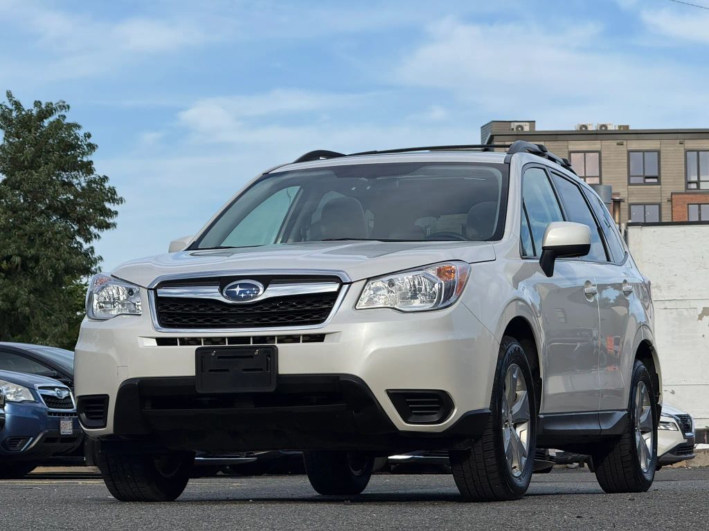 2015 SUBARU Forester