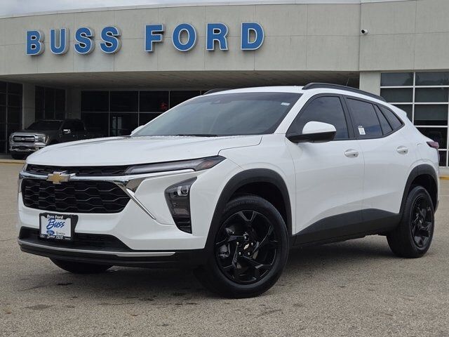 2025 CHEVROLET Trax