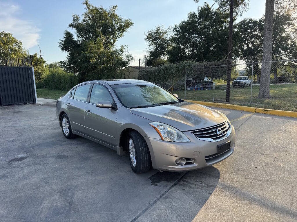 2011 NISSAN Altima