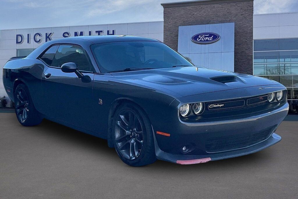 2021 DODGE Challenger