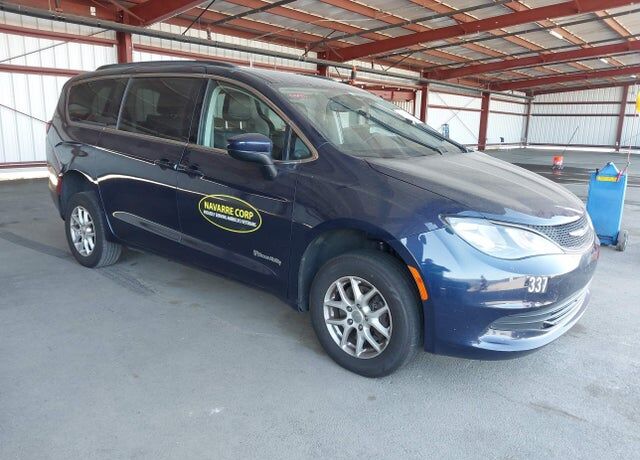 2020 CHRYSLER Voyager