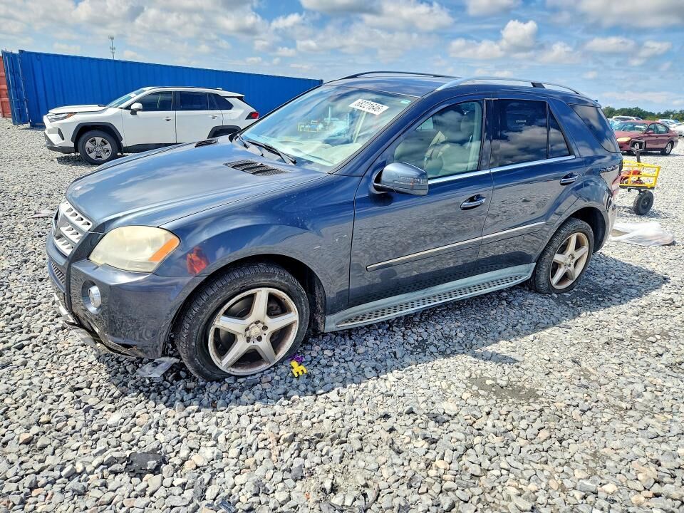 2011 MERCEDES-BENZ M-Class
