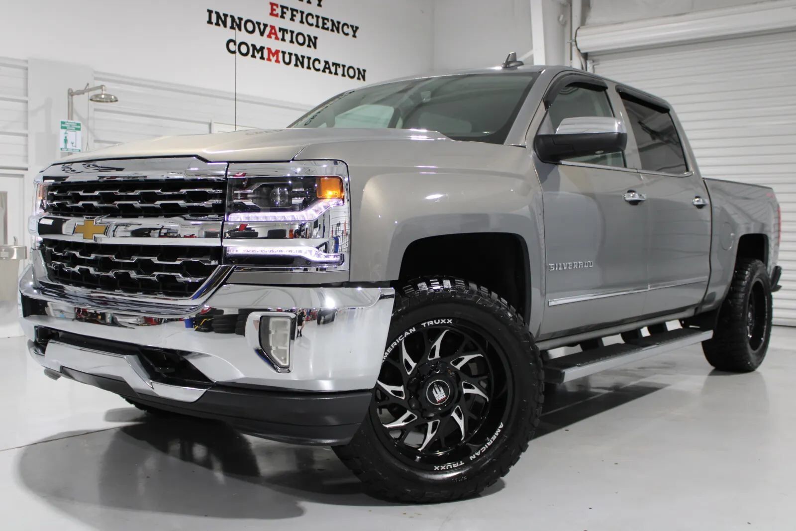 2017 CHEVROLET Silverado