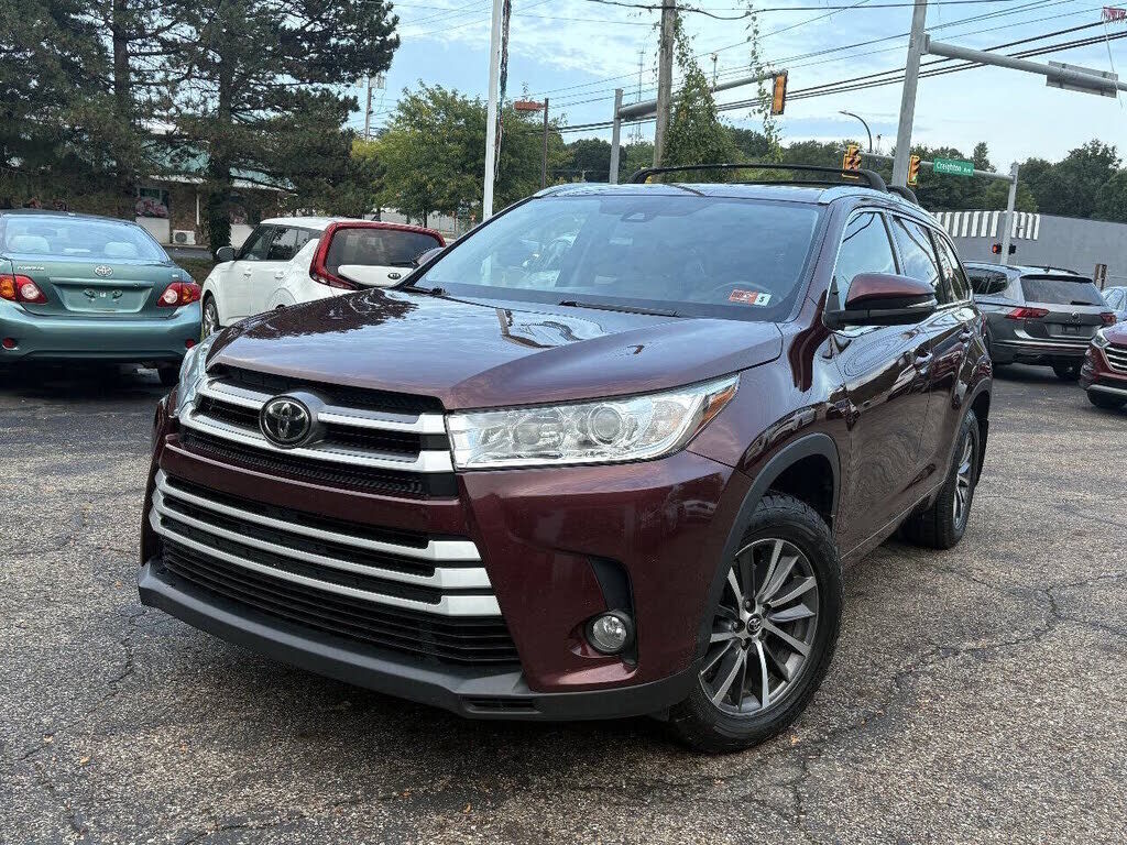 2018 TOYOTA Highlander