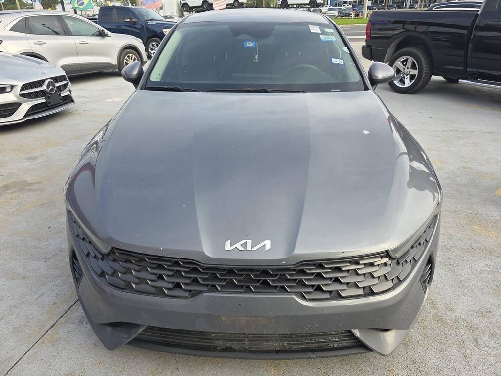 2022 KIA K5