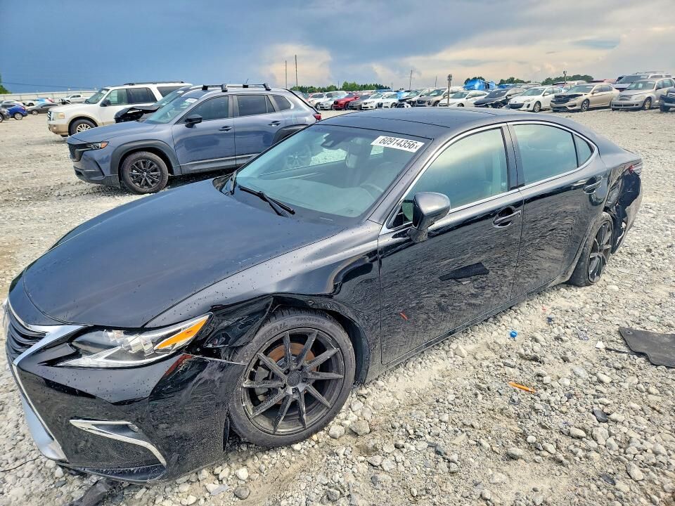 2017 LEXUS ES