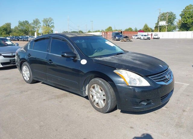 2012 NISSAN Altima