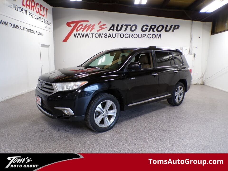 2011 TOYOTA Highlander