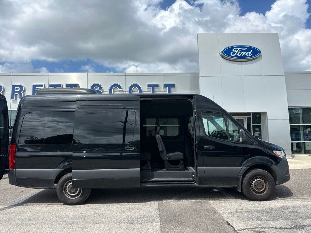 2025 Mercedes-Benz Sprinter