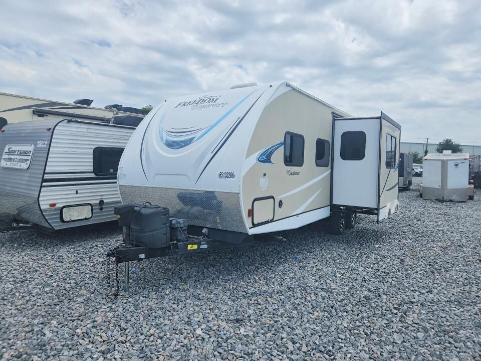 2018 FOREST RIVER Freedom Express