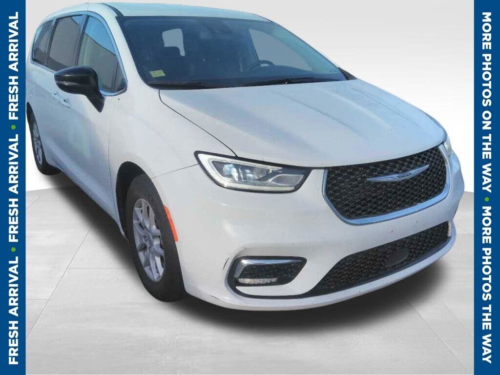 2024 CHRYSLER Pacifica