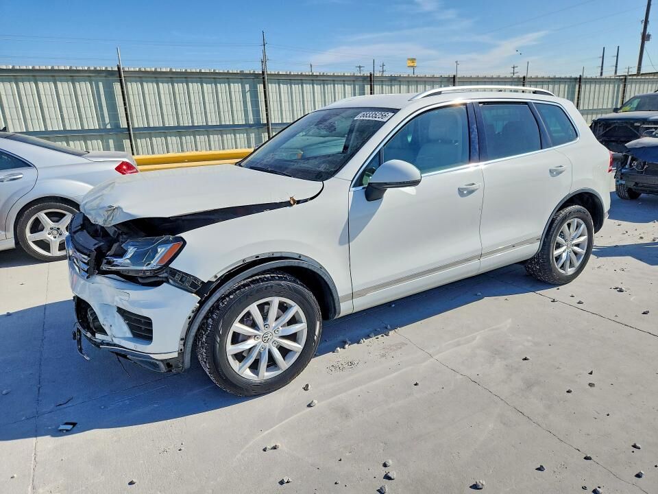 2016 VOLKSWAGEN Touareg