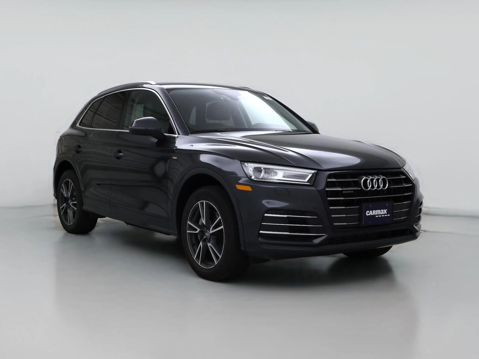 2020 AUDI Q5 e