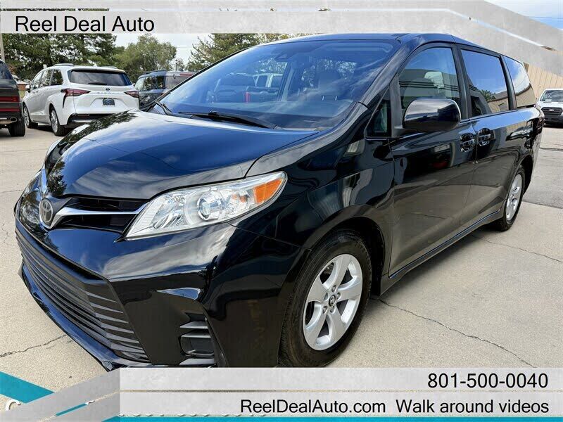 2020 TOYOTA Sienna