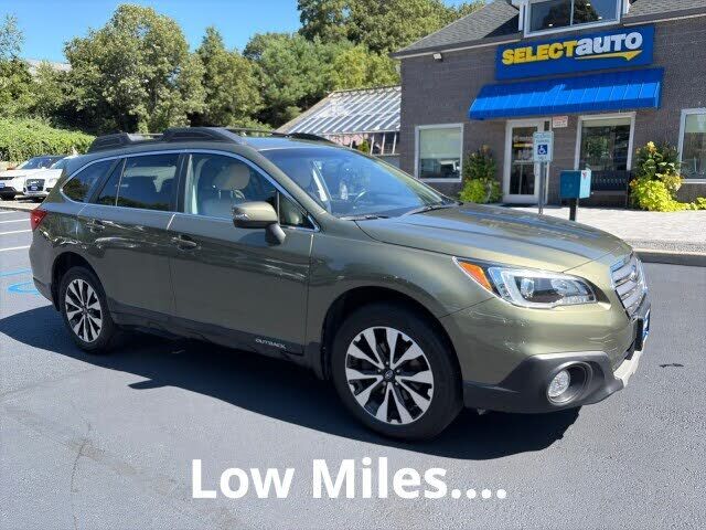 2016 SUBARU Outback
