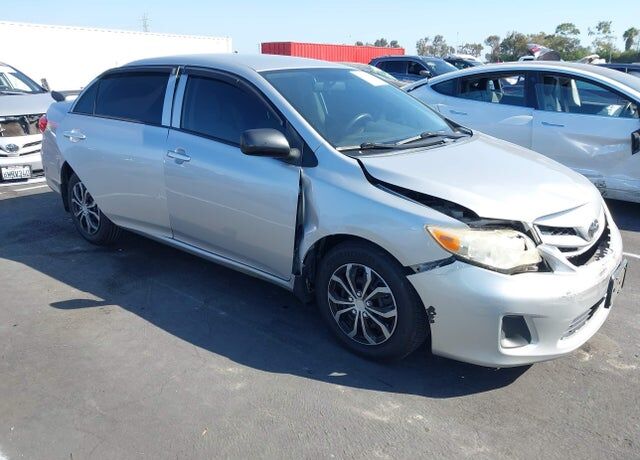 2011 TOYOTA Corolla