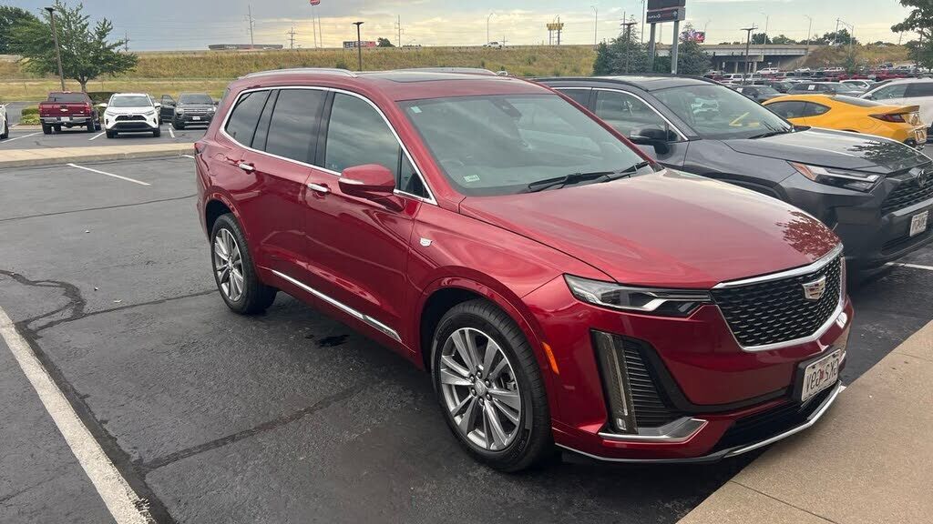 2023 CADILLAC XT6
