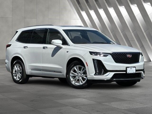 2025 CADILLAC XT6