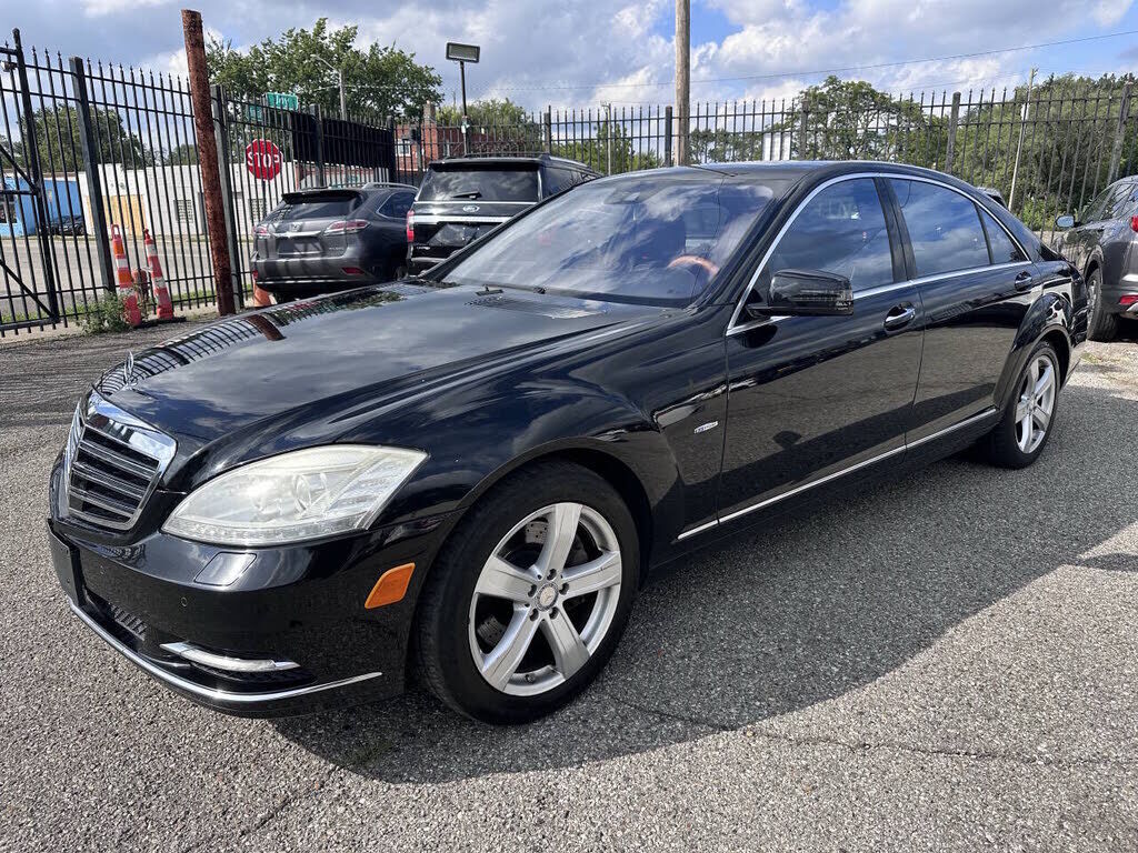 2012 MERCEDES-BENZ S-Class