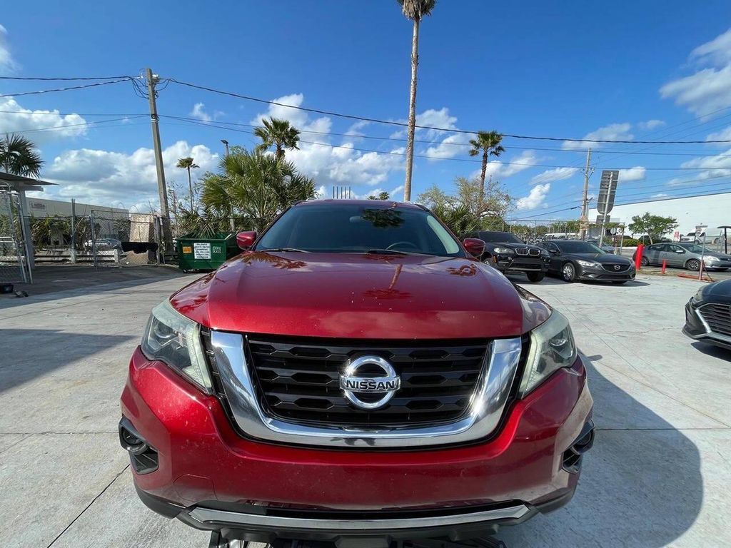 2018 NISSAN Pathfinder