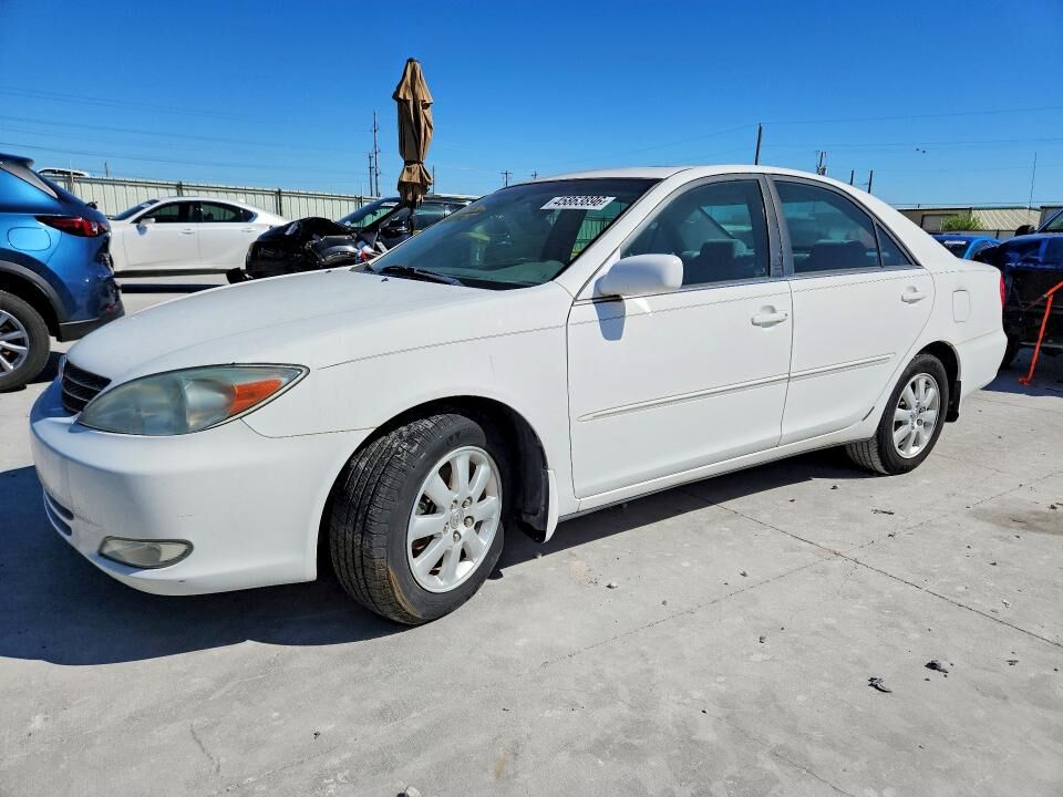 2004 TOYOTA Camry