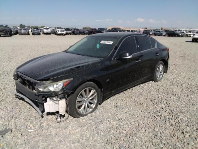 2015 INFINITI Q50