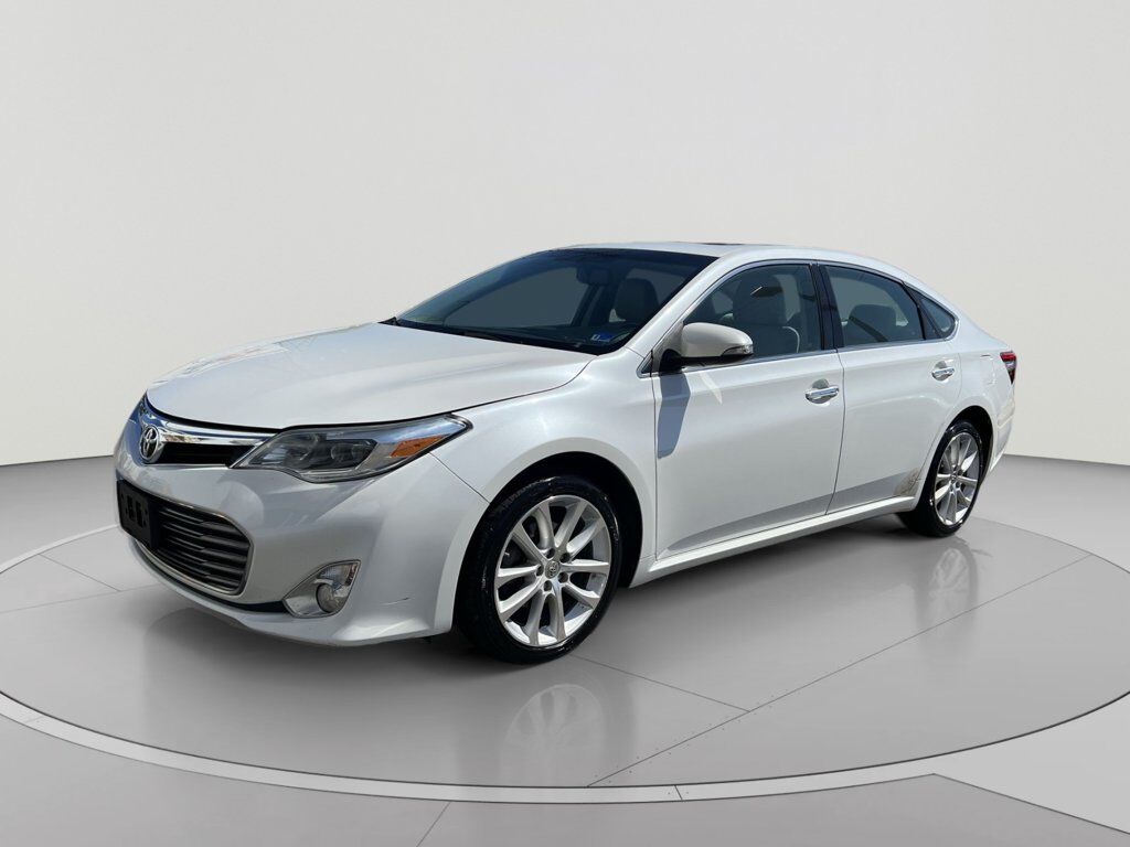 2013 TOYOTA Avalon