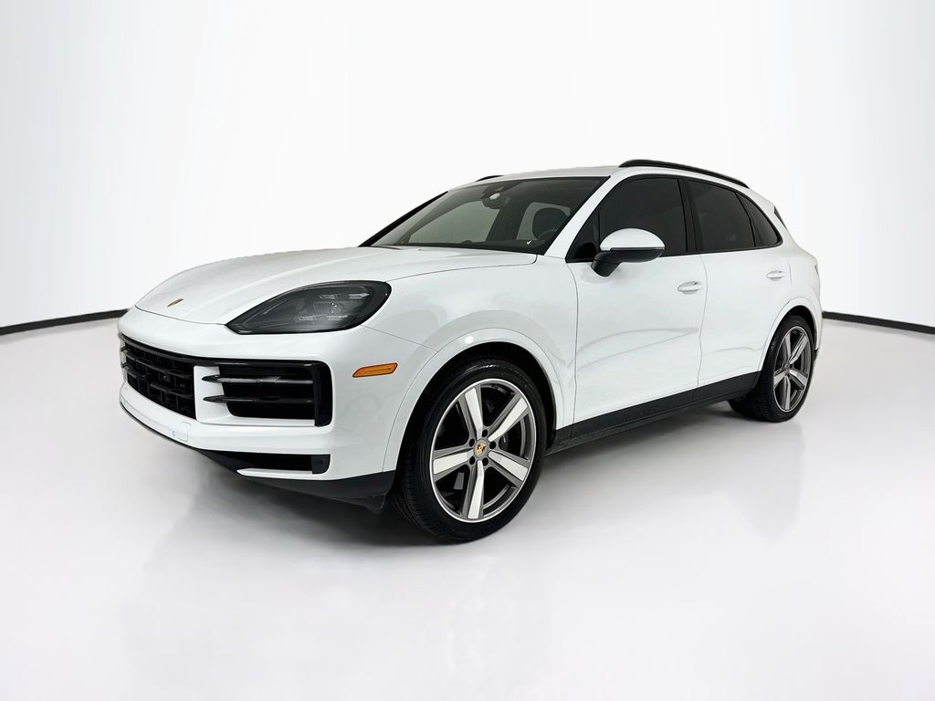 2024 PORSCHE Cayenne