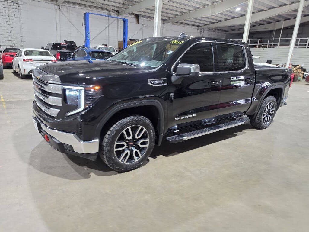 2023 GMC Sierra