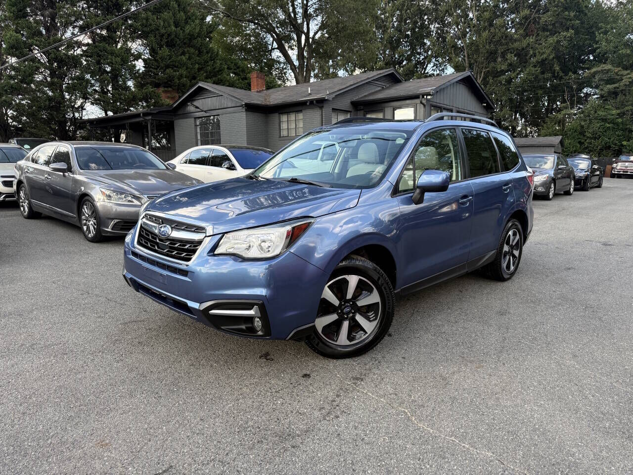 2017 SUBARU Forester