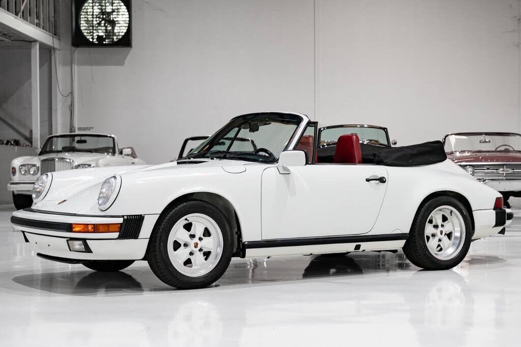 1989 PORSCHE 911