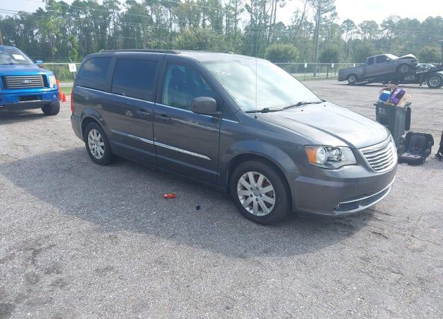 2015 CHRYSLER Town and Country