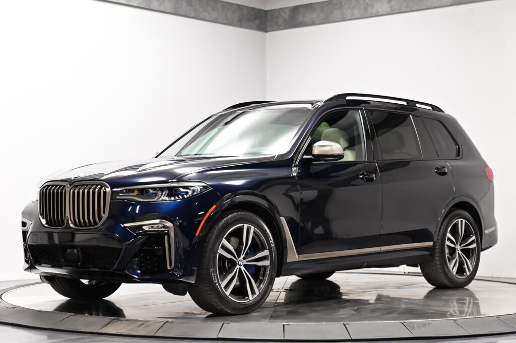 2021 BMW X7