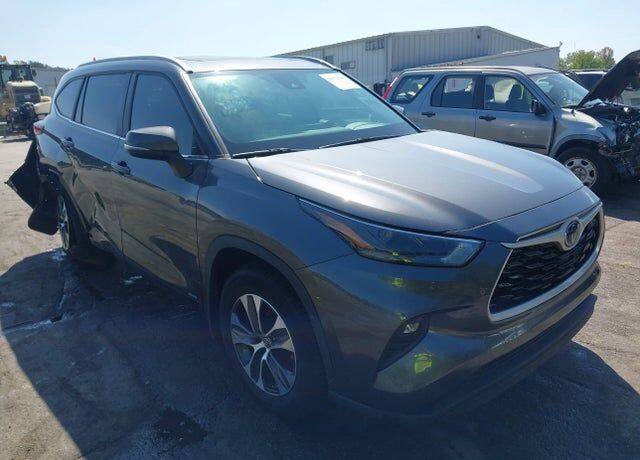 2023 TOYOTA Highlander
