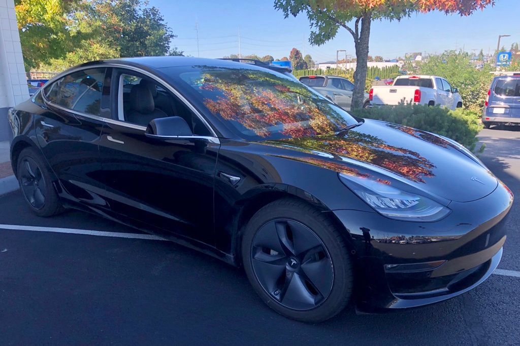 2018 TESLA Model 3