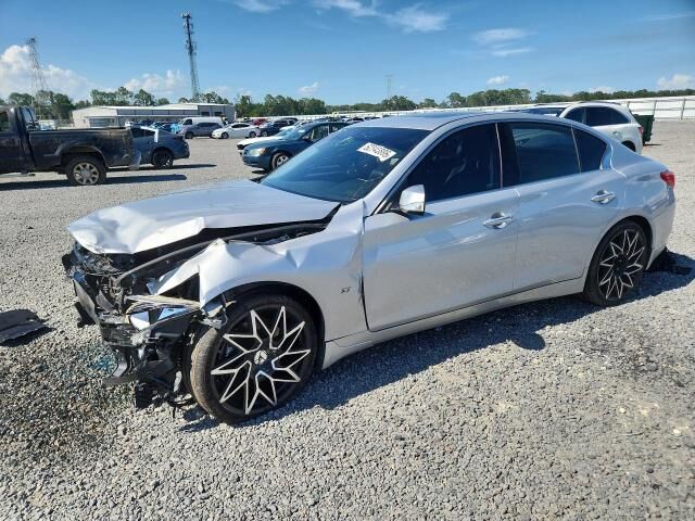 2015 INFINITI Q50
