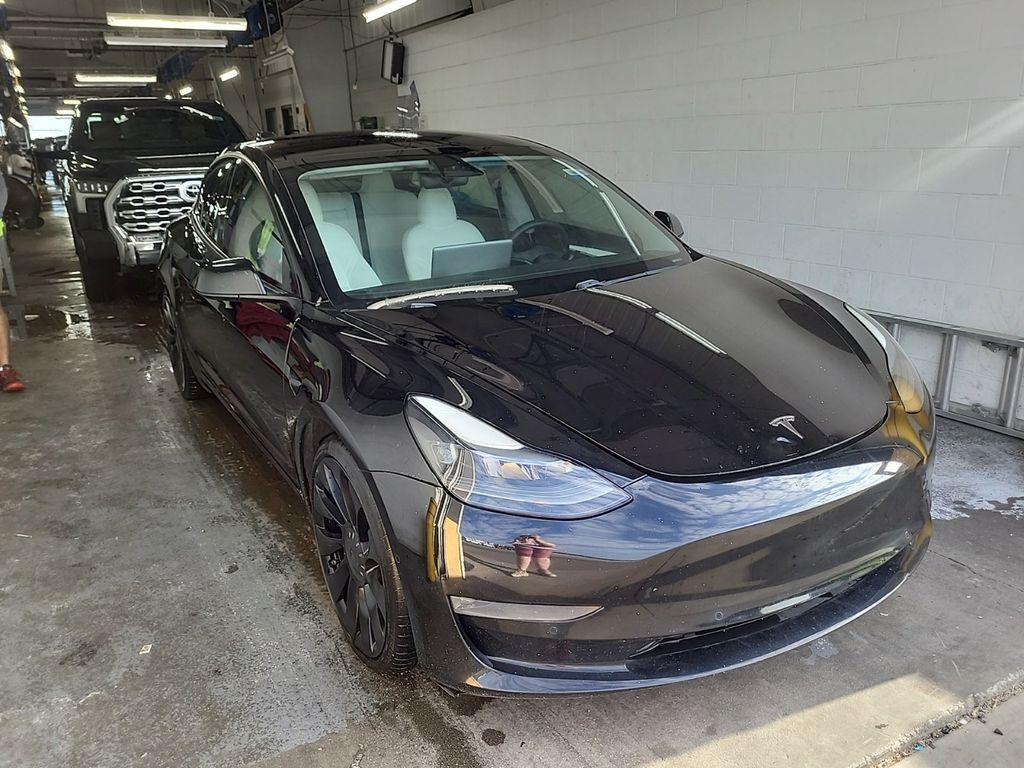 2021 TESLA Model 3