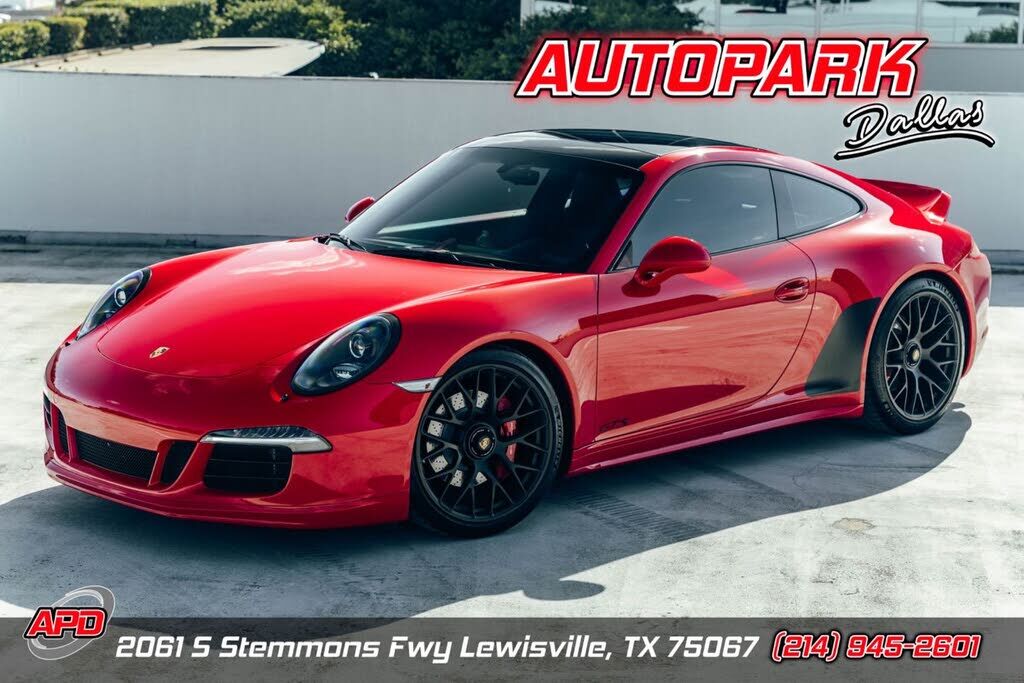2015 PORSCHE 911