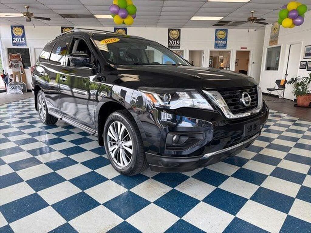 2020 NISSAN Pathfinder