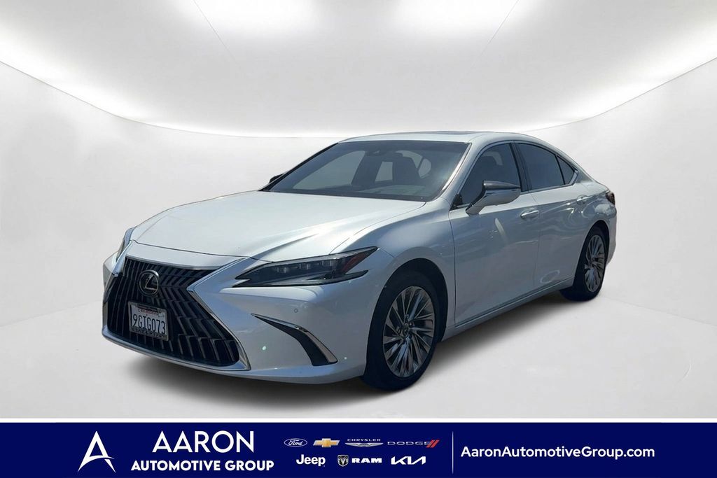 2023 LEXUS ES