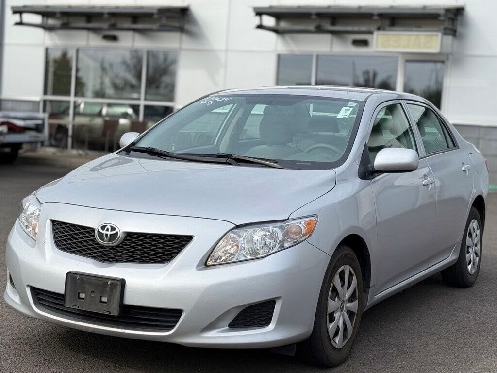 2010 TOYOTA Corolla