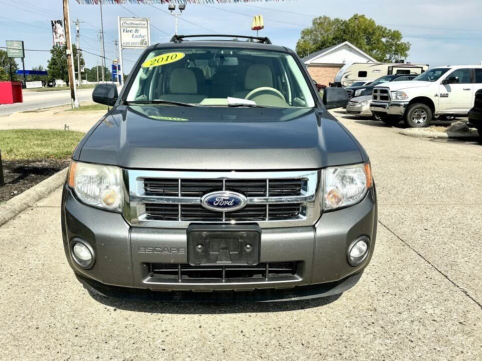 2010 FORD Escape